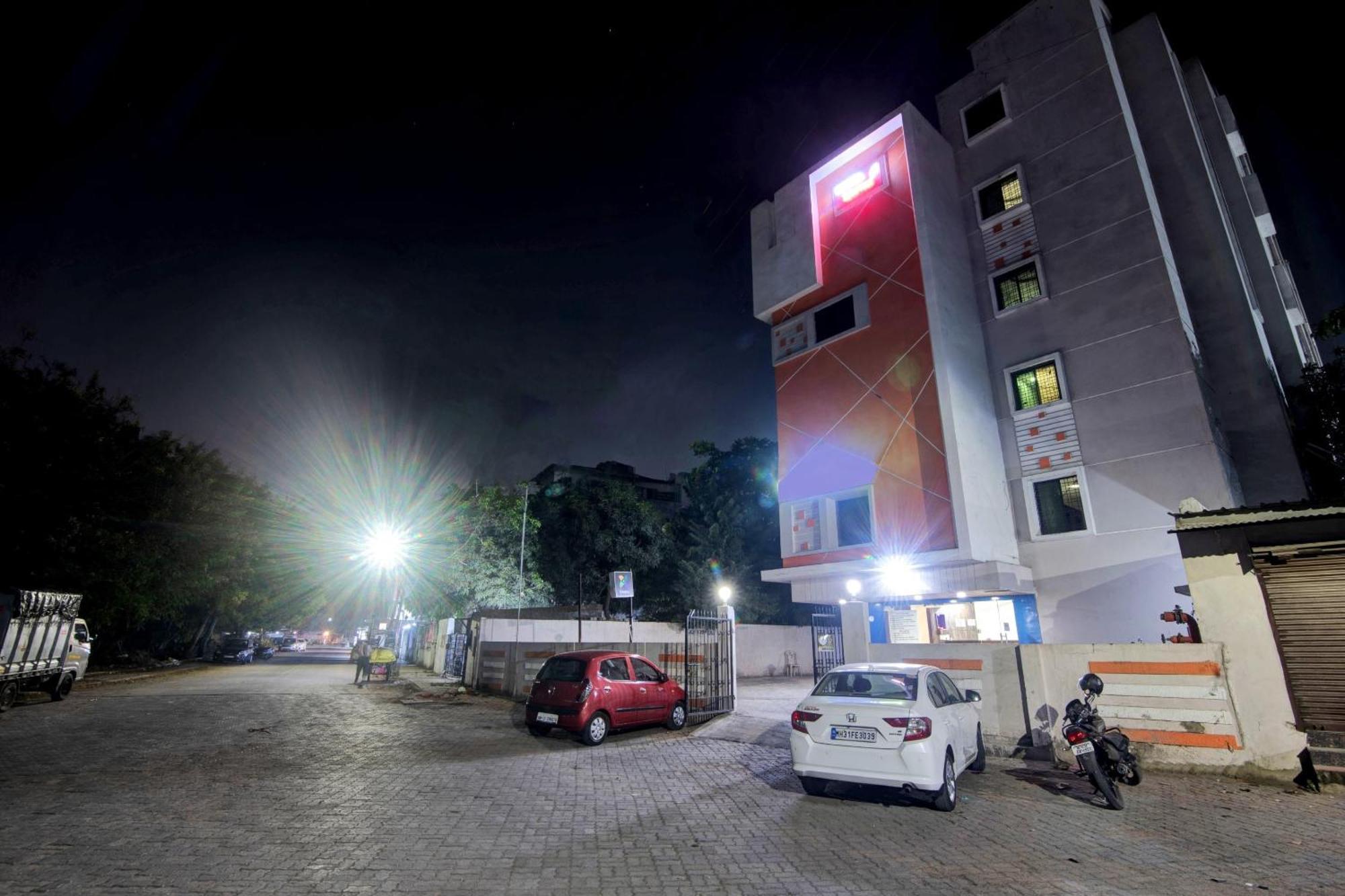 Super Townhouse Krishna Hotel Nagpur Exterior photo